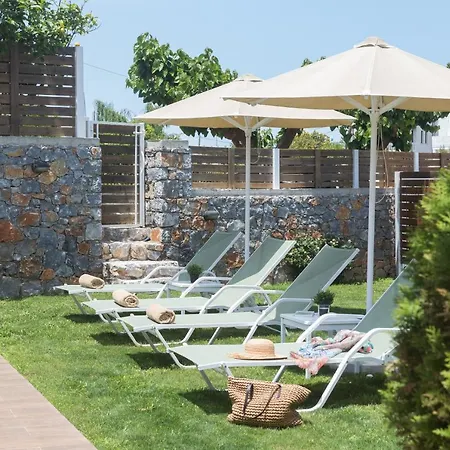 Vila Pelagias Paralia Kourna